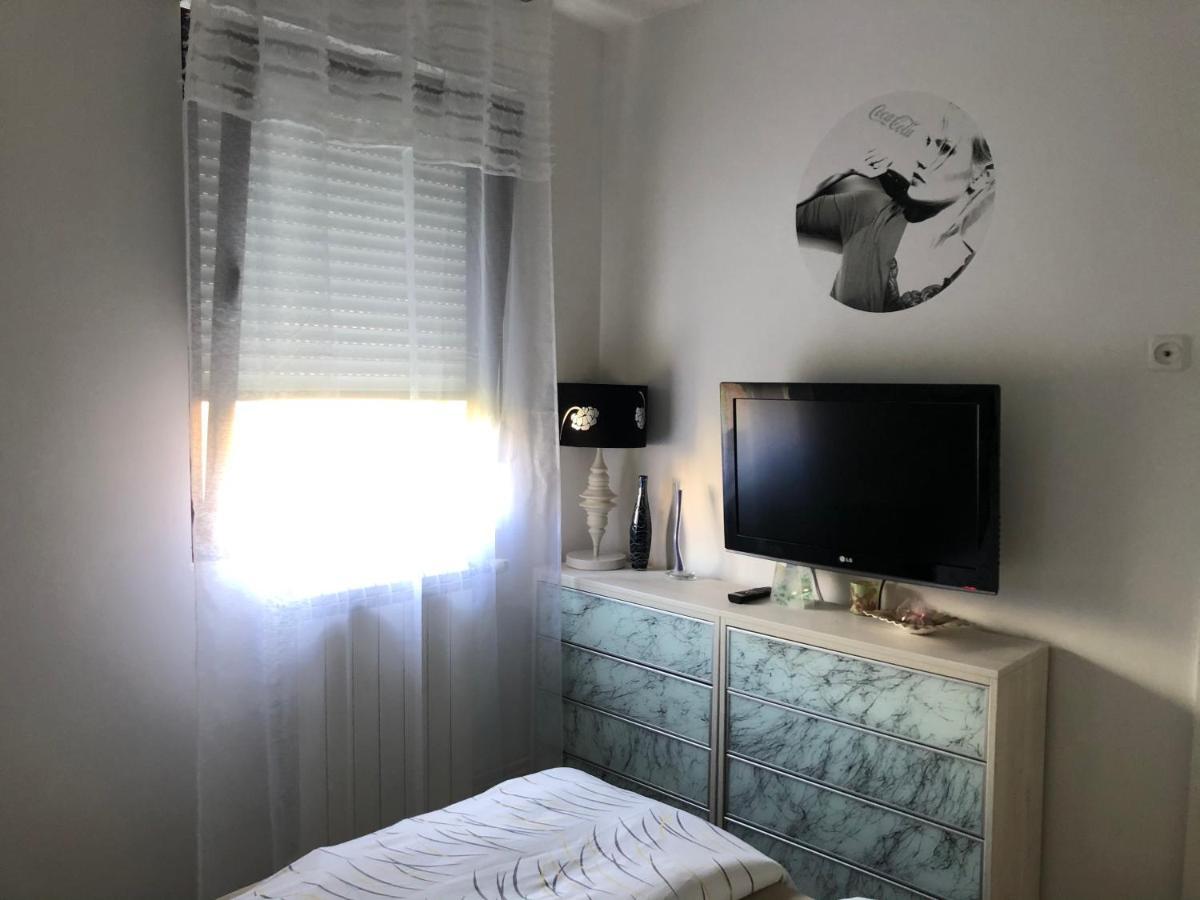 Apartment Sweet Dreams-Close To Zoo,Dinamo Stadium And The City Center Zagreb Buitenkant foto