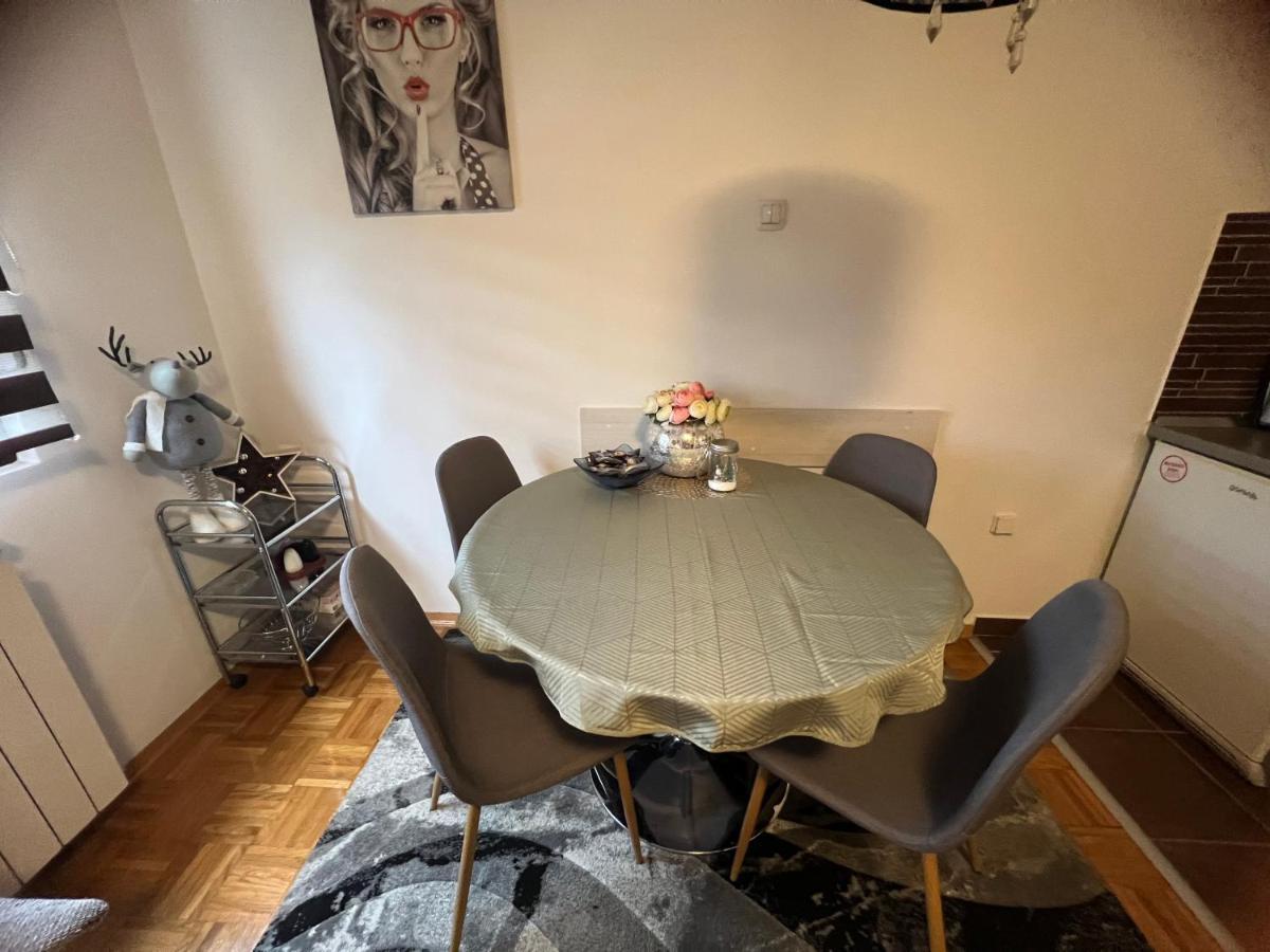 Apartment Sweet Dreams-Close To Zoo,Dinamo Stadium And The City Center Zagreb Buitenkant foto