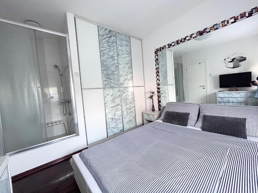 Apartment Sweet Dreams-Close To Zoo,Dinamo Stadium And The City Center Zagreb Buitenkant foto